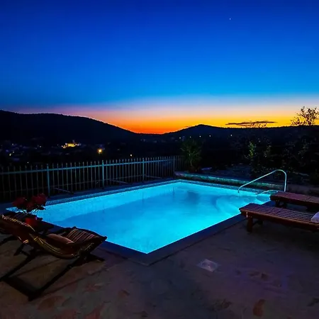 빌라 Beautifu Stone Krcina Vinišće